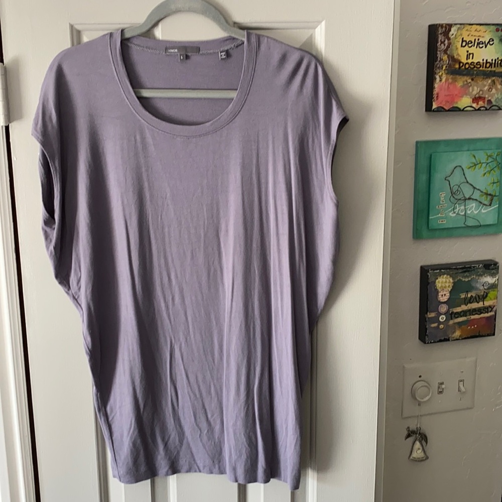 Vince dolman sleeve tee, loose at top, soft, airy